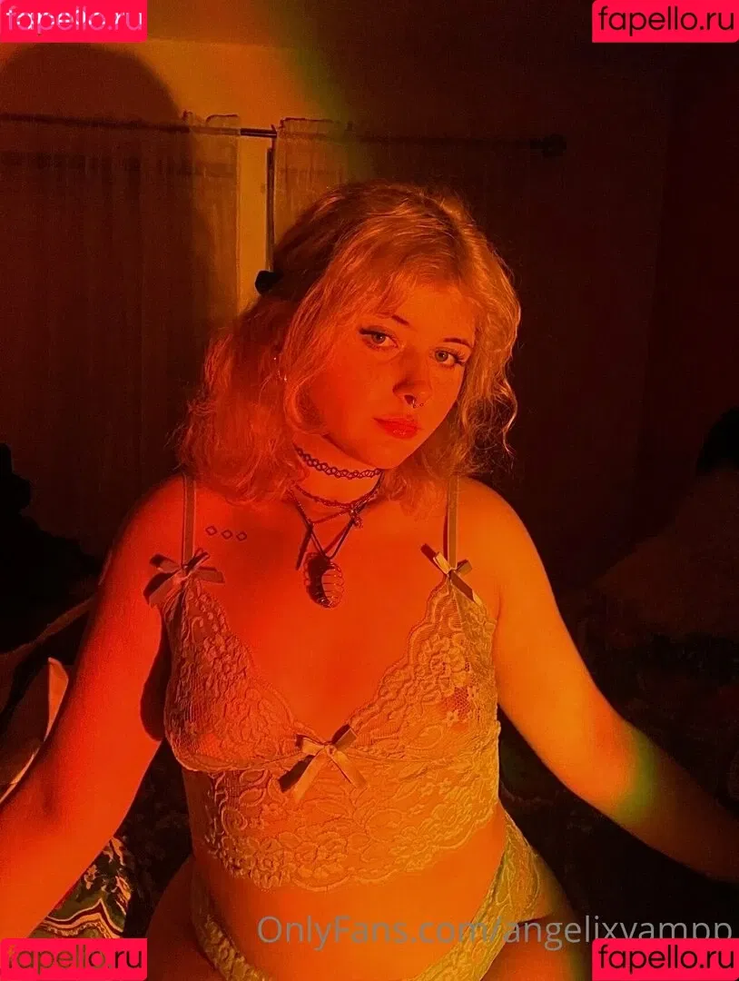 angelixvampp Onlyfans Photo Gallery 