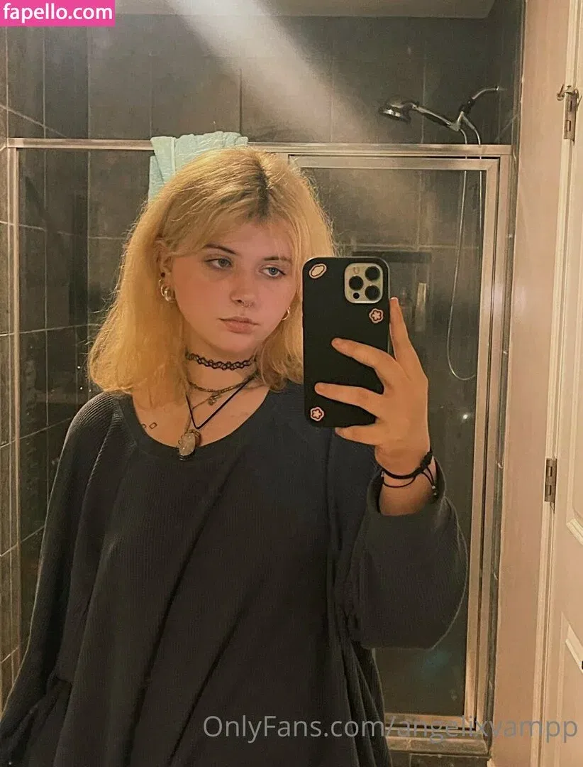 angelixvampp Onlyfans Photo Gallery 