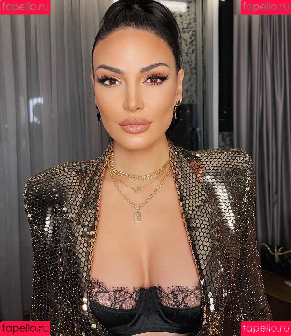 Bleona Qereti Onlyfans Photo Gallery 