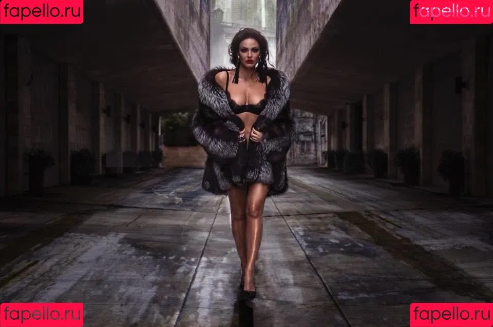 Bleona Qereti Onlyfans Photo Gallery 