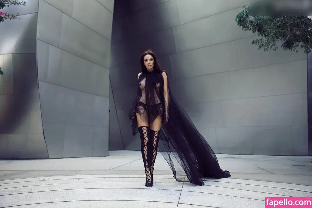 Bleona Qereti Onlyfans Photo Gallery 