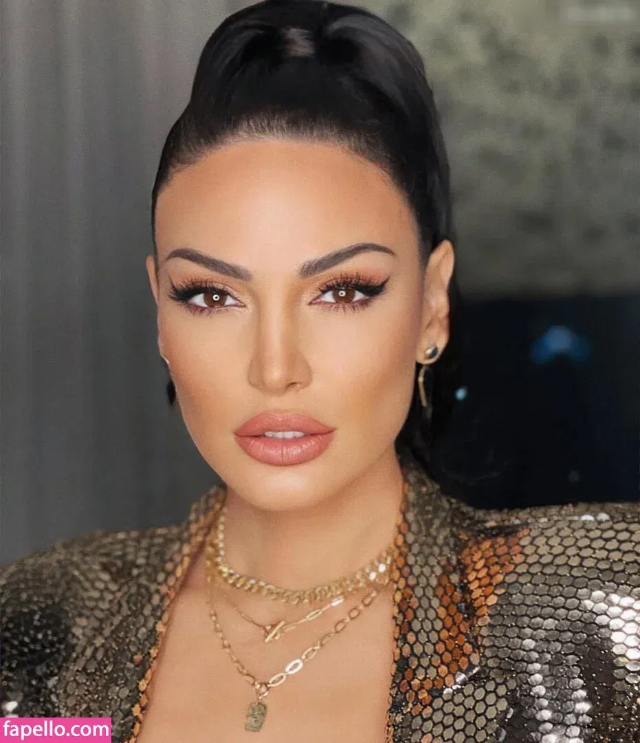 Bleona Qereti Onlyfans Photo Gallery 