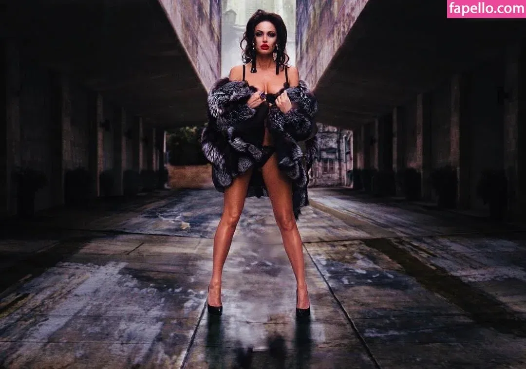 Bleona Qereti Onlyfans Photo Gallery 