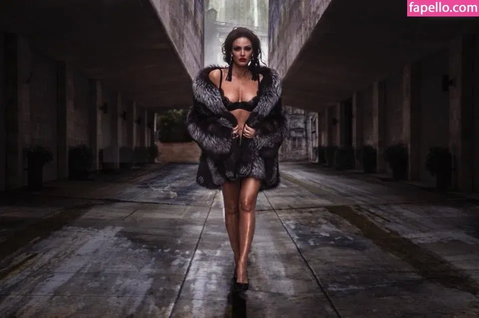 Bleona Qereti Onlyfans Photo Gallery 