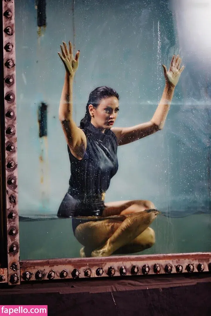 Bleona Qereti Onlyfans Photo Gallery 