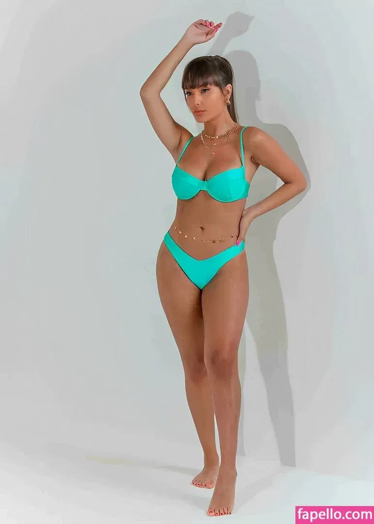 Thais Braz Onlyfans Photo Gallery 