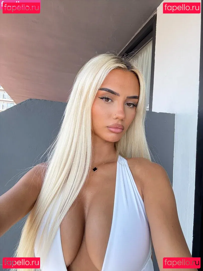 Abbie Hall Onlyfans Photo Gallery 