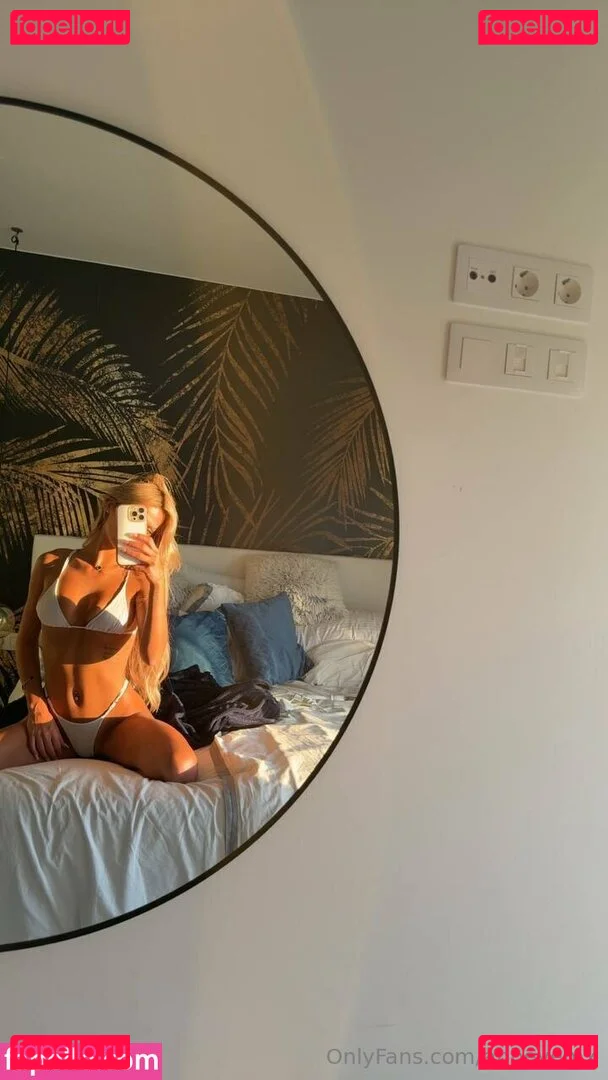 Abbie Hall Onlyfans Photo Gallery 