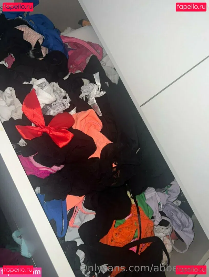 Abbie Hall Onlyfans Photo Gallery 