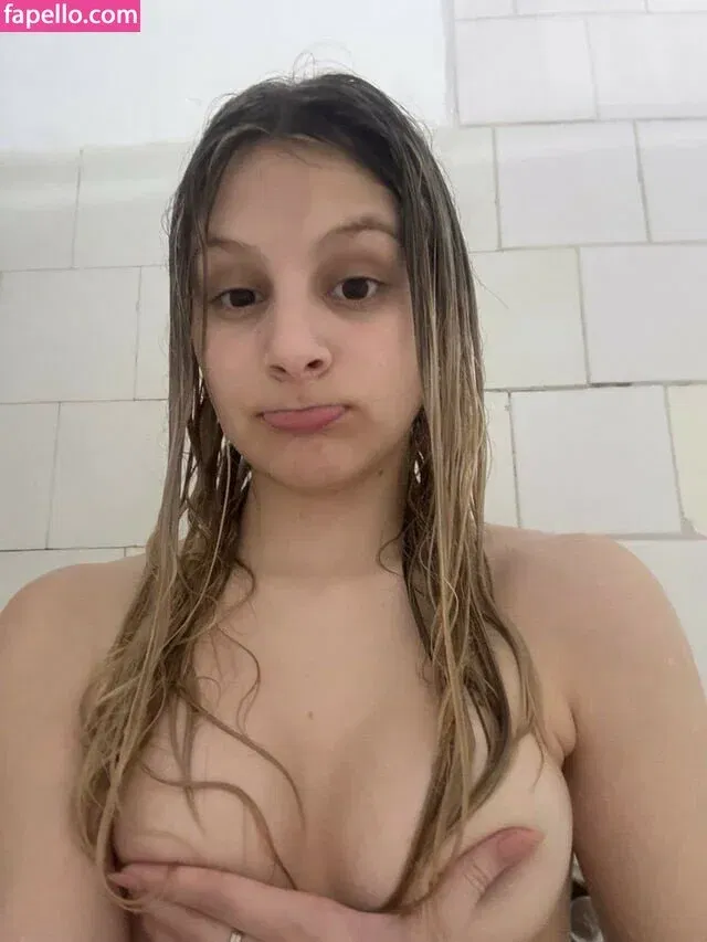 lara.cutiee Onlyfans Photo Gallery 