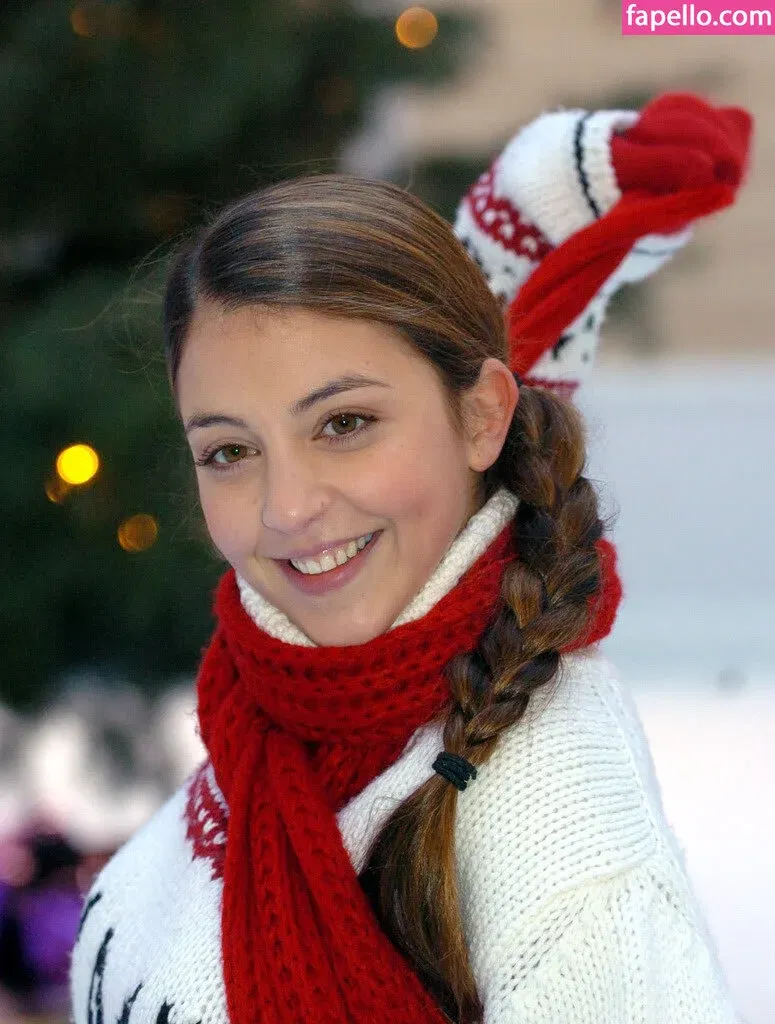 Arzu Bazman Onlyfans Photo Gallery 