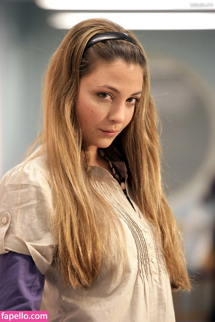 Arzu Bazman Onlyfans Photo Gallery 