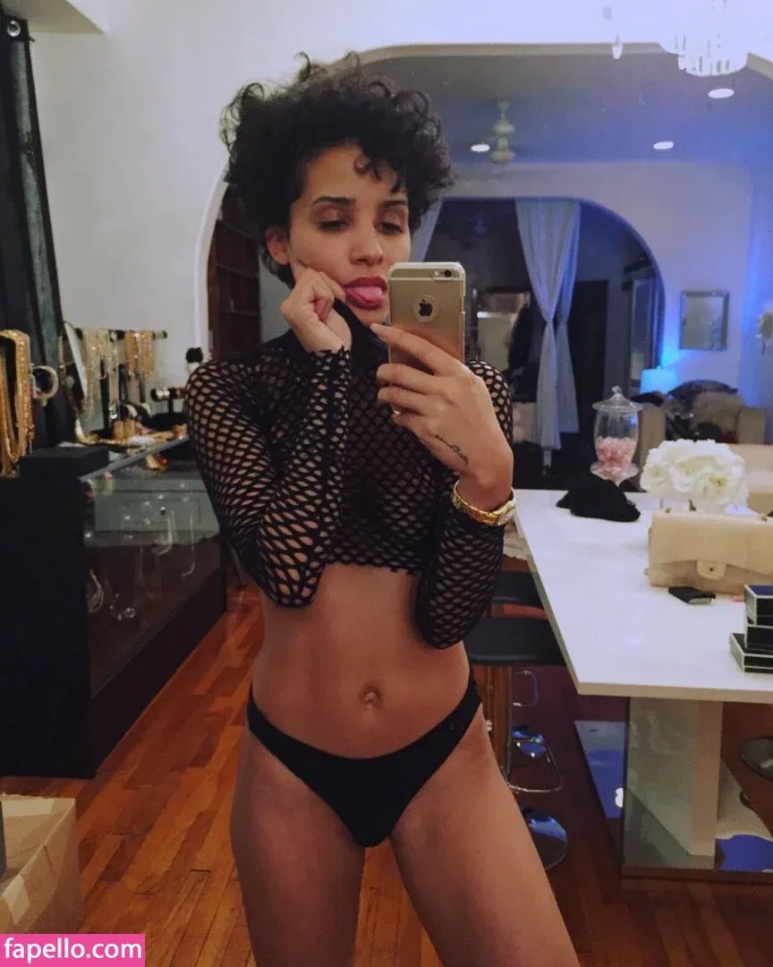 Tanaya Henry Onlyfans Photo Gallery 
