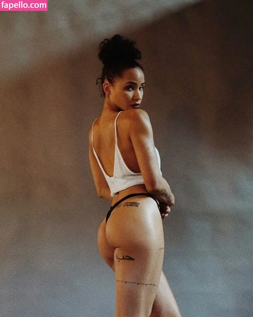 Tanaya Henry Onlyfans Photo Gallery 