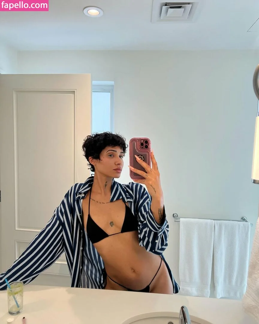 Tanaya Henry Onlyfans Photo Gallery 