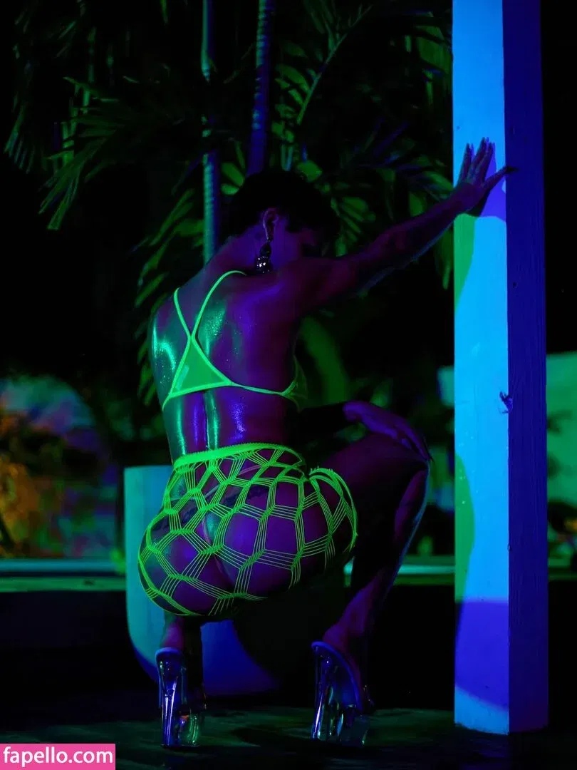 Tanaya Henry Onlyfans Photo Gallery 