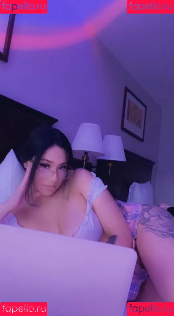 creammsodaa Onlyfans Photo Gallery 