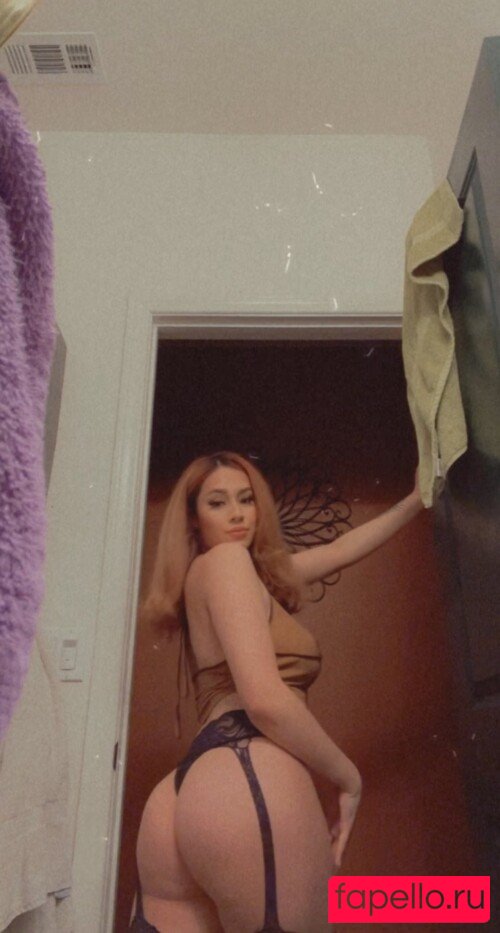 creammsodaa Onlyfans Photo Gallery 