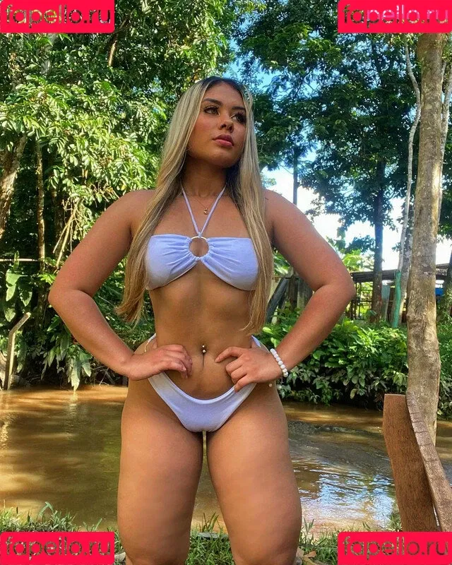 Ana Caroline Onlyfans Photo Gallery 