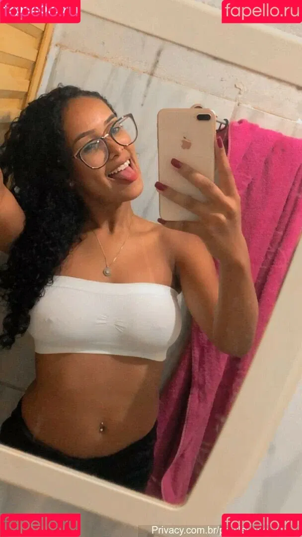 Ana Caroline Onlyfans Photo Gallery 