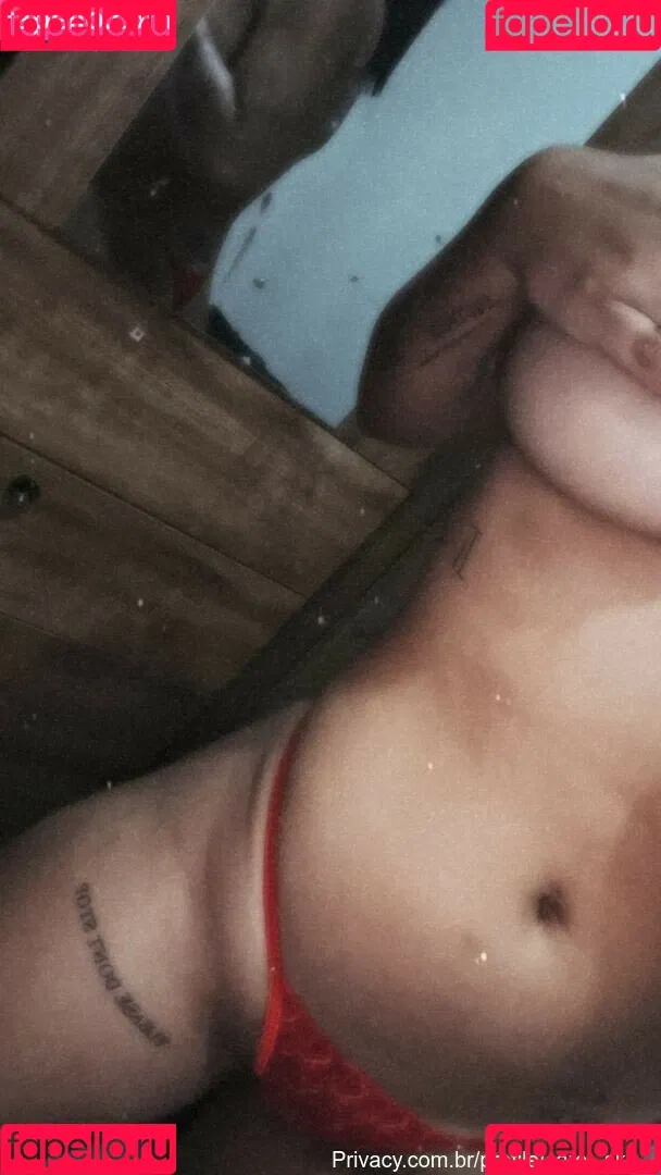 Ana Caroline Onlyfans Photo Gallery 