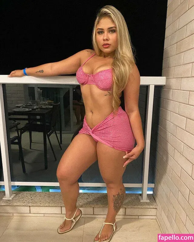 Ana Caroline Onlyfans Photo Gallery 