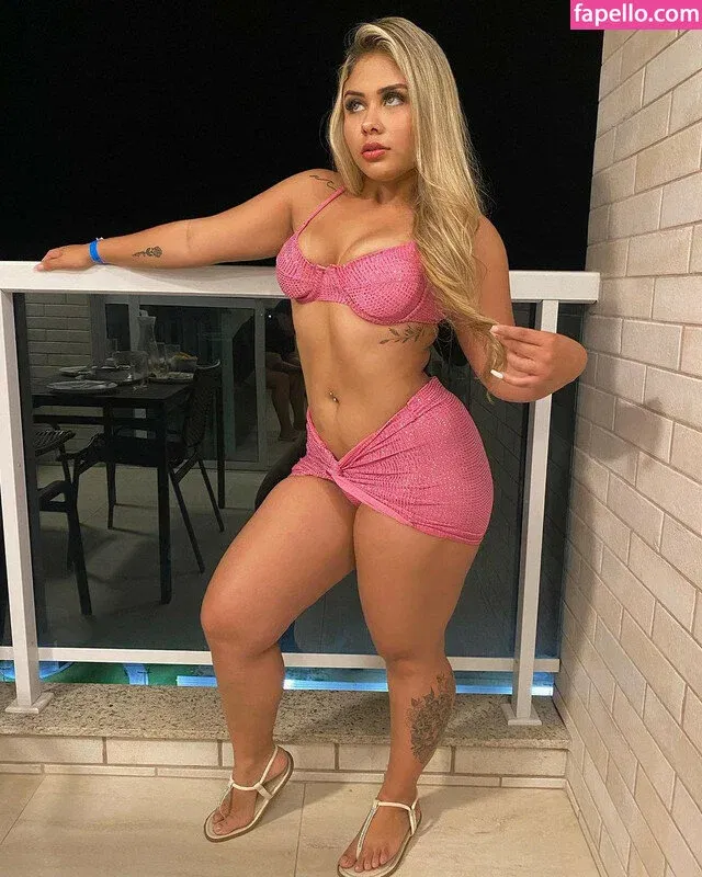 Ana Caroline Onlyfans Photo Gallery 