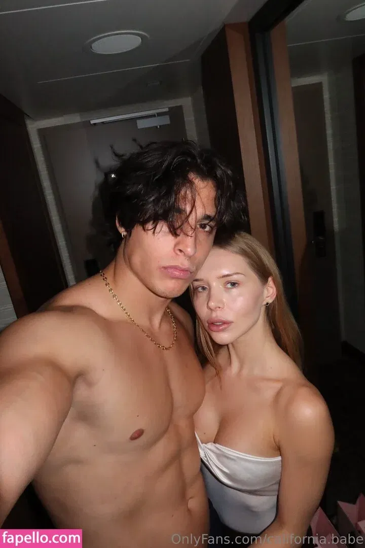 lickmypic Onlyfans Photo Gallery 