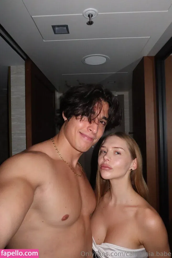 lickmypic Onlyfans Photo Gallery 