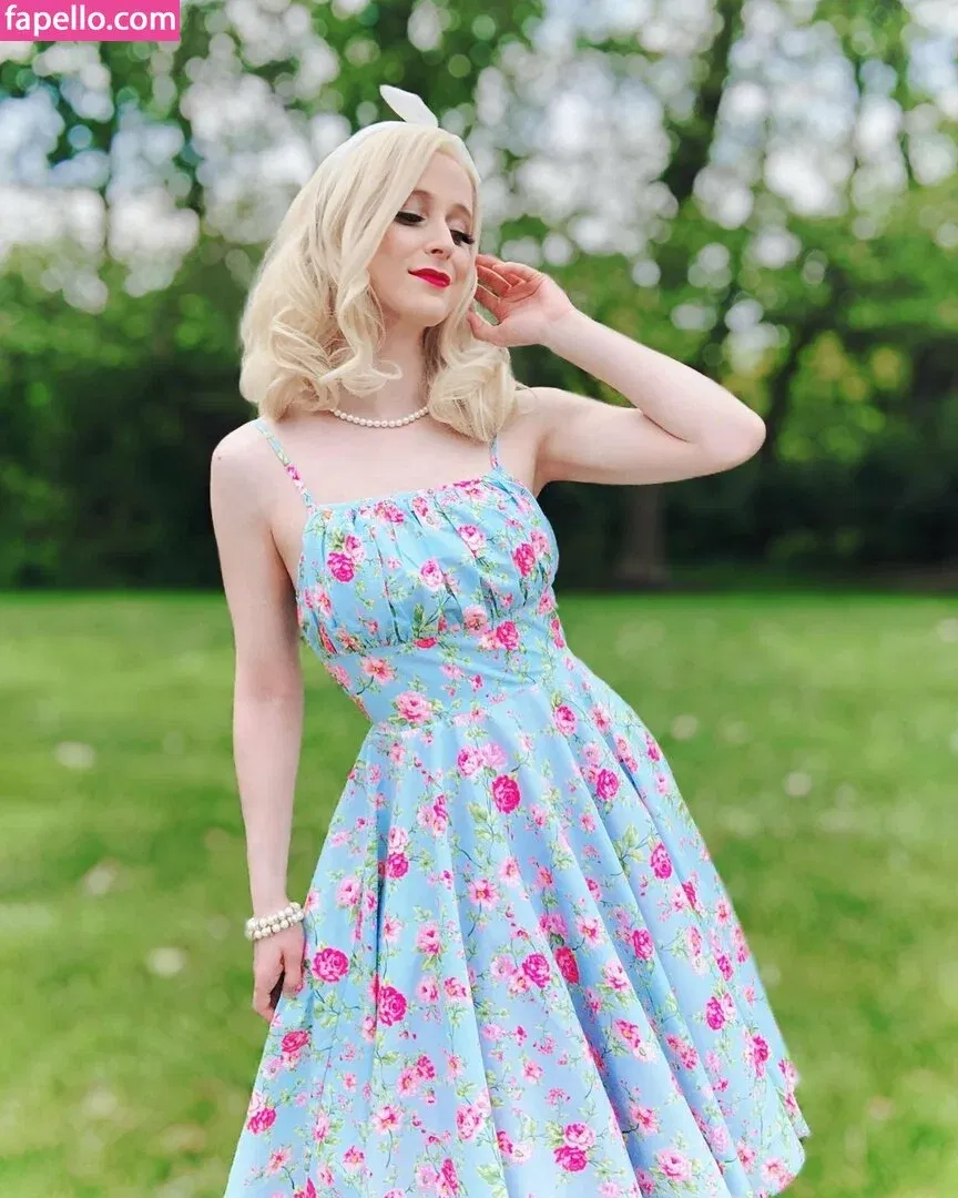 lorenia Onlyfans Photo Gallery 