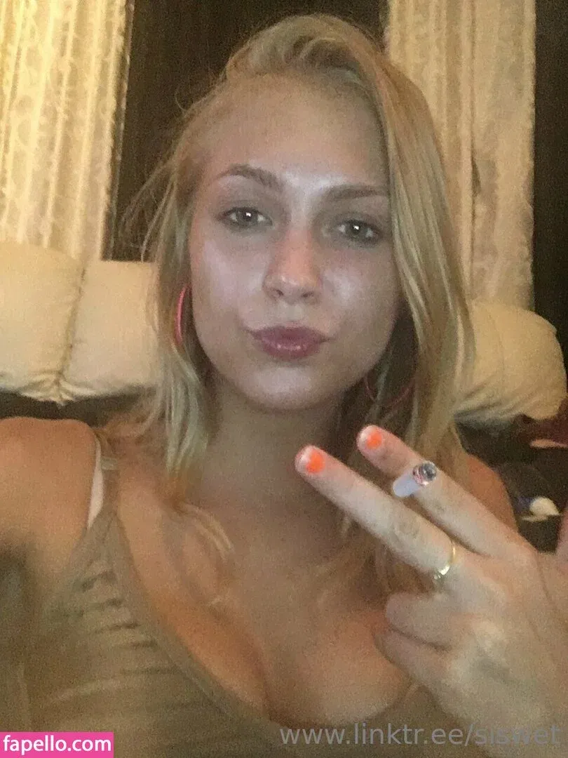 Siswet Onlyfans Photo Gallery 