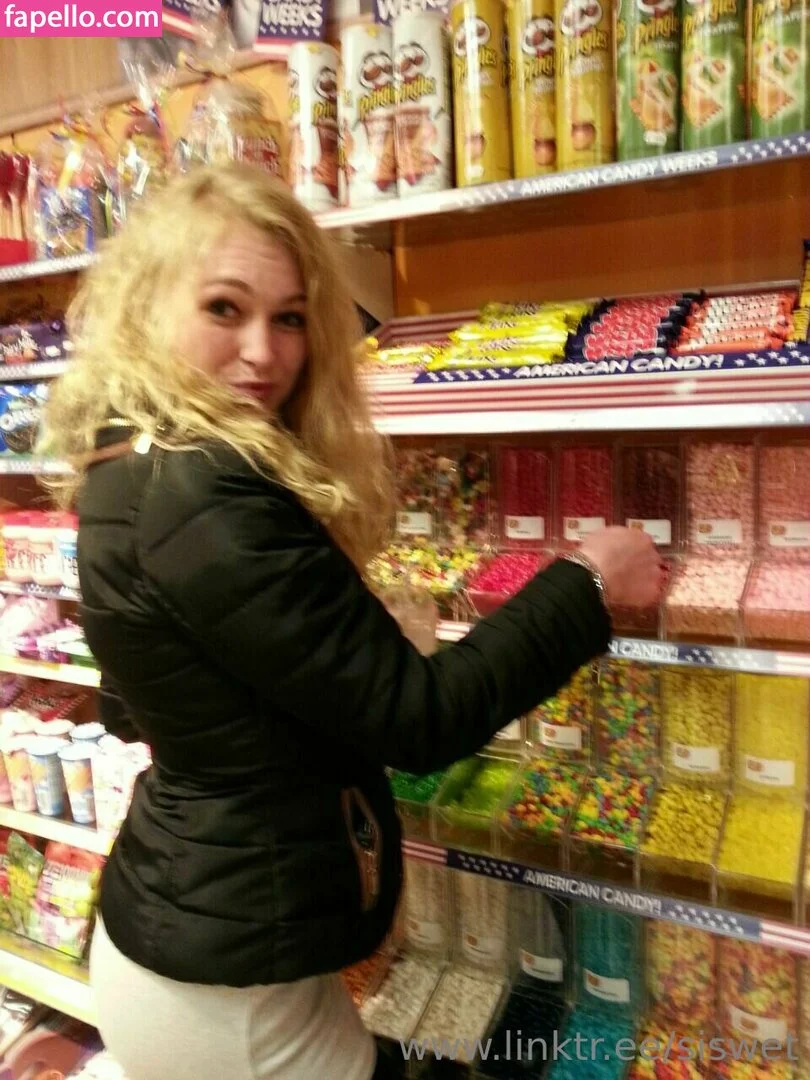 Siswet Onlyfans Photo Gallery 