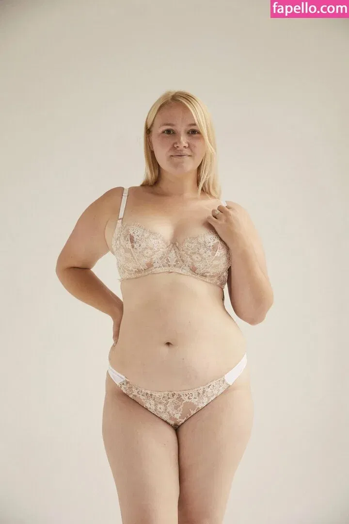 Melissa Suffield Onlyfans Photo Gallery 