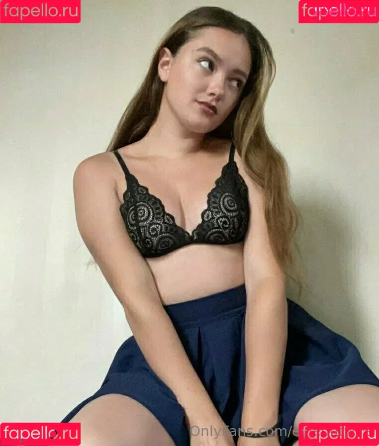 elliehotwife Onlyfans Photo Gallery 