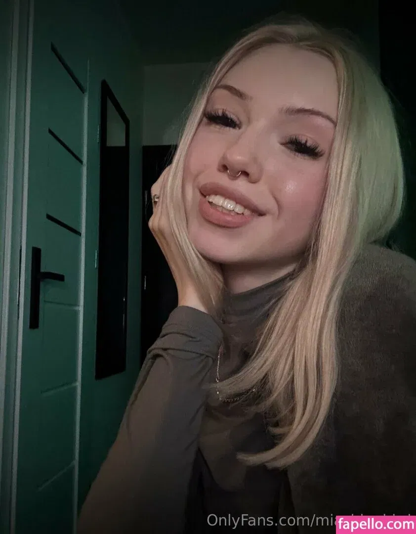 Mia_bluebird Onlyfans Photo Gallery 