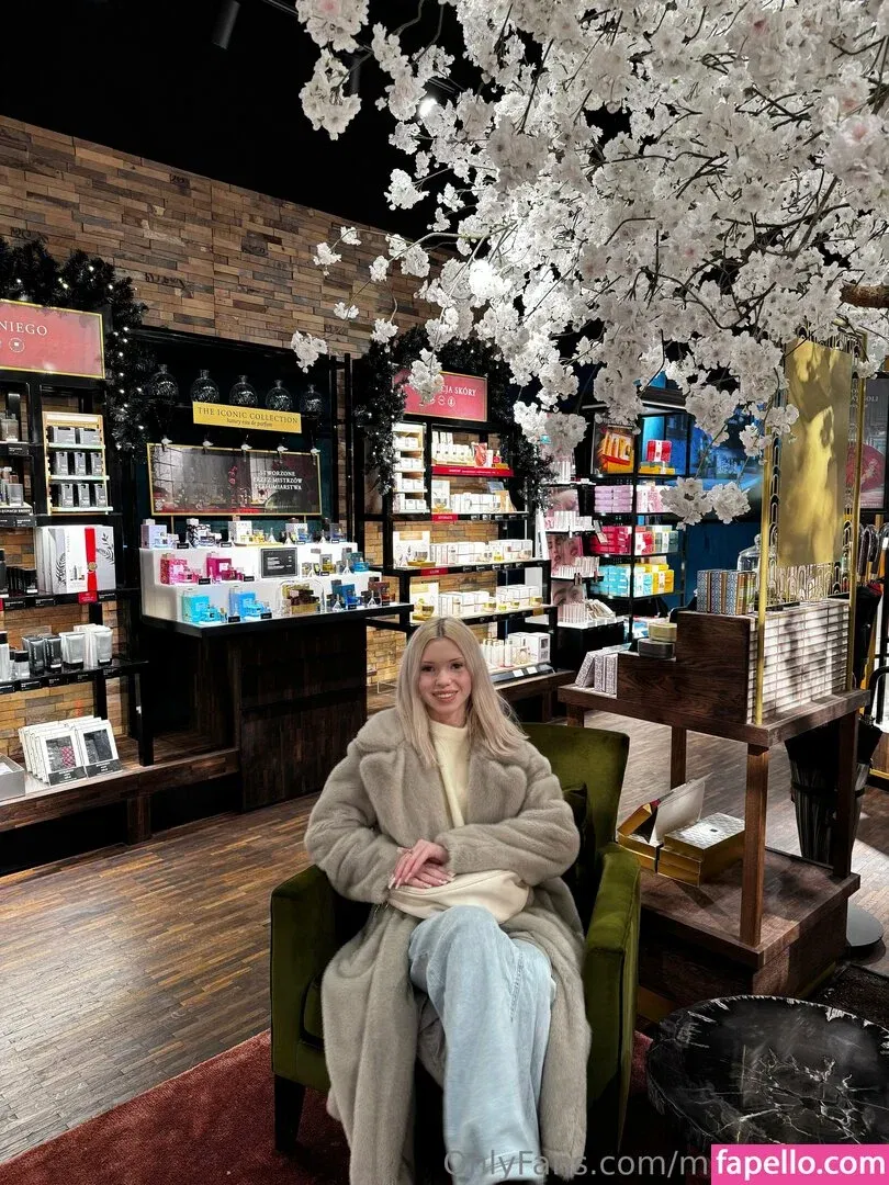 Mia_bluebird Onlyfans Photo Gallery 