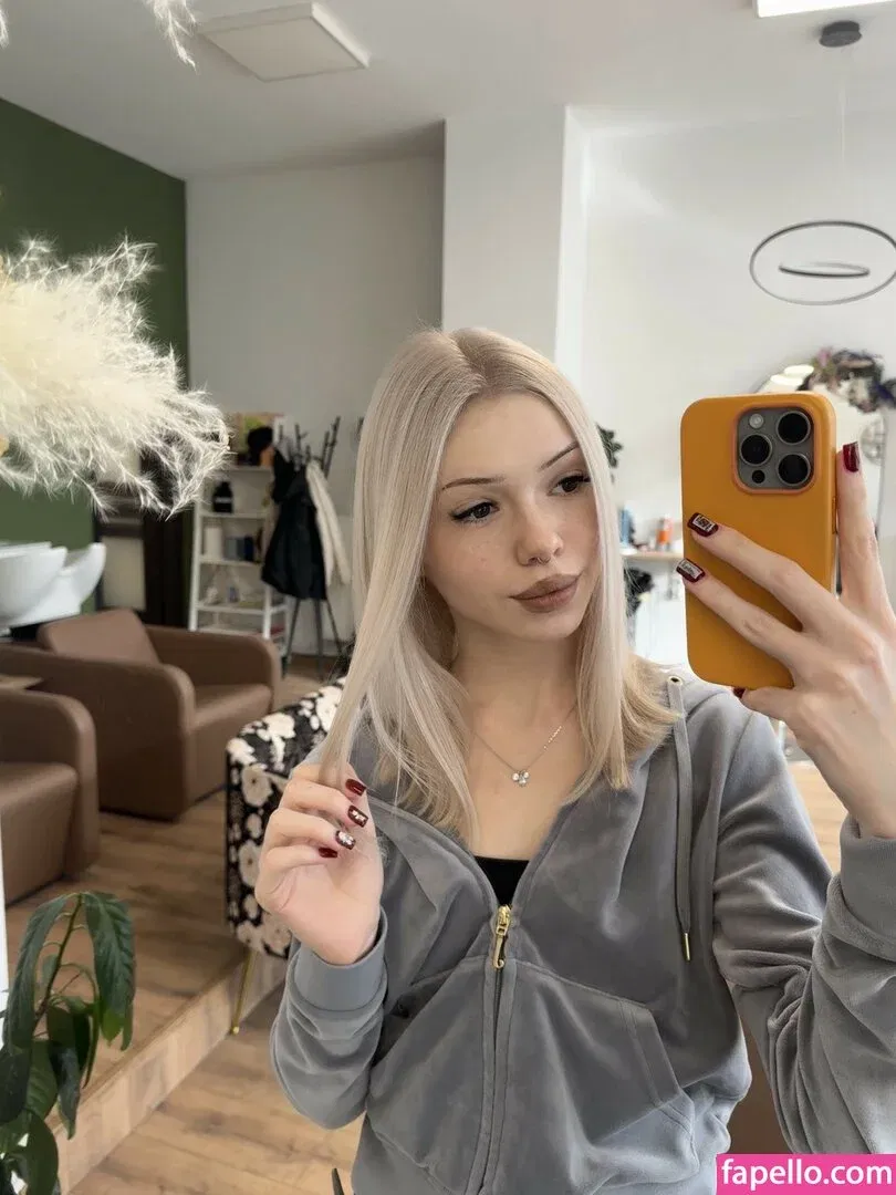 Mia_bluebird Onlyfans Photo Gallery 