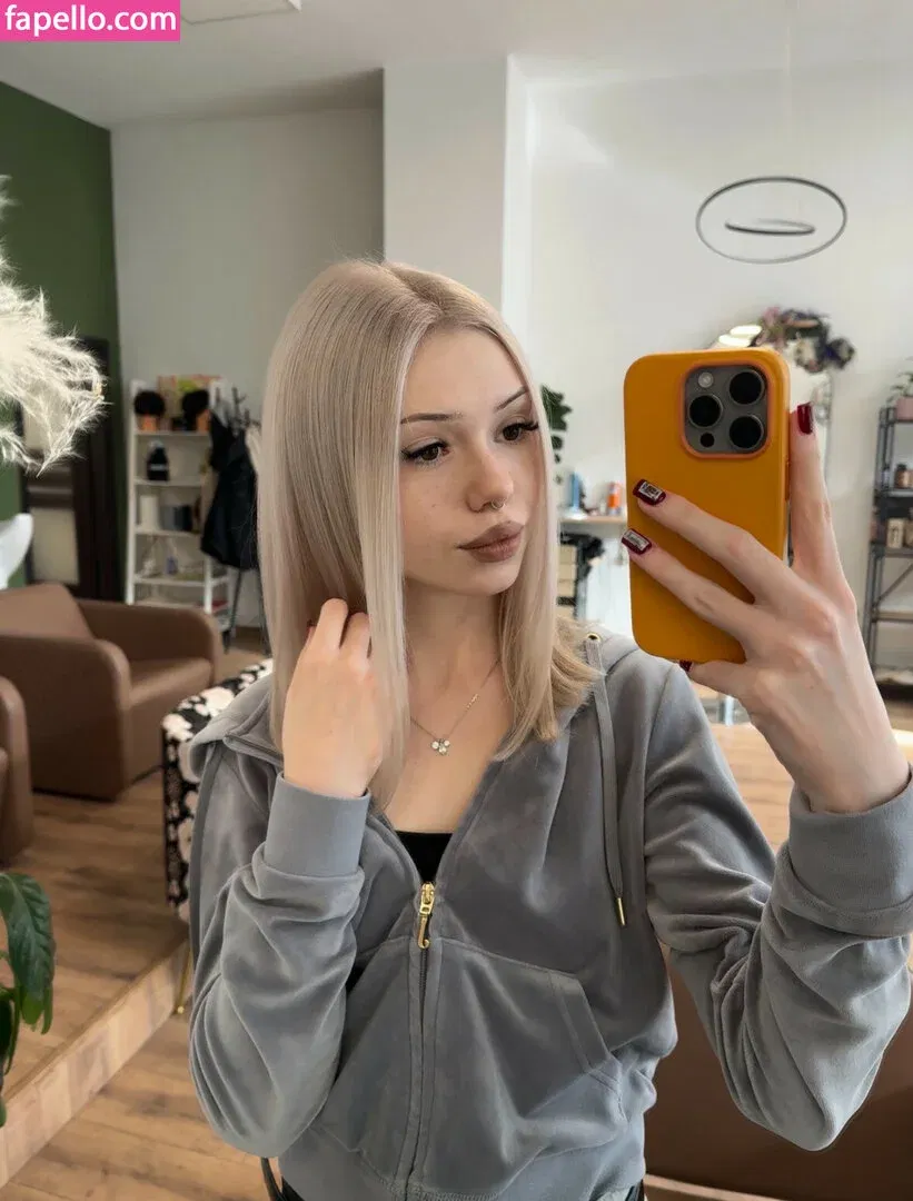 Mia_bluebird Onlyfans Photo Gallery 