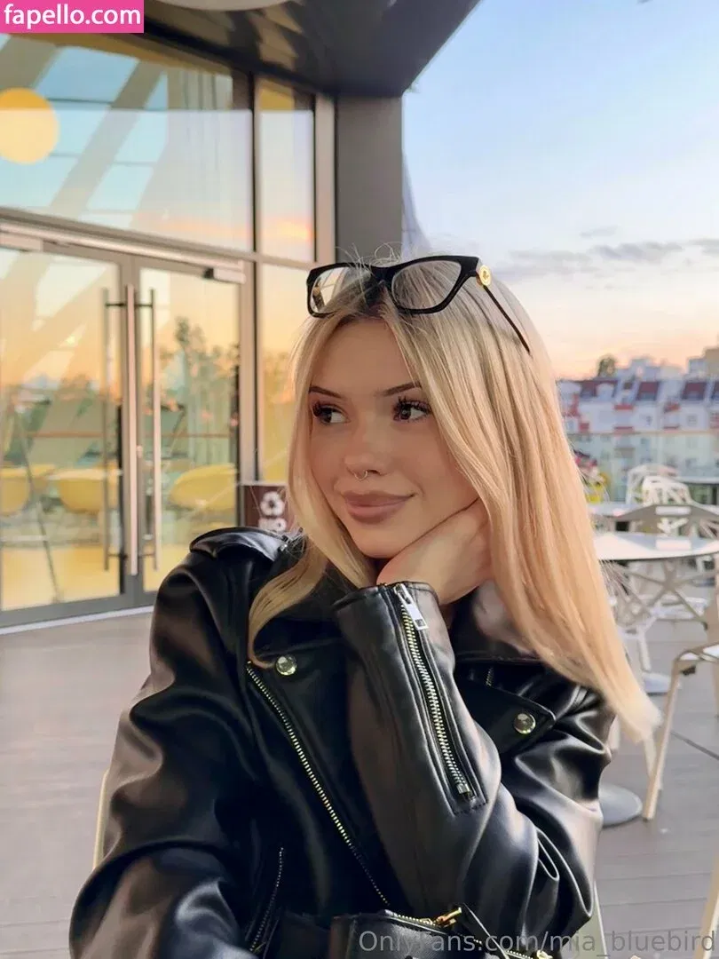 Mia_bluebird Onlyfans Photo Gallery 