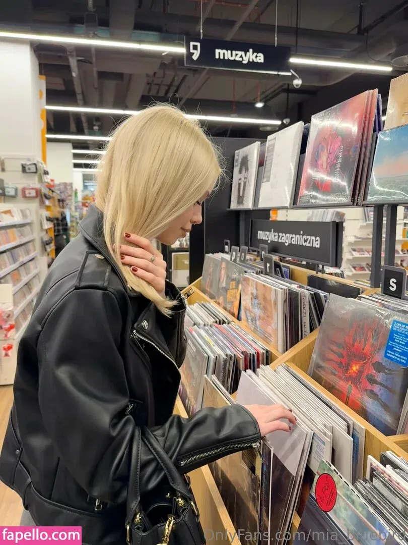 Mia_bluebird Onlyfans Photo Gallery 