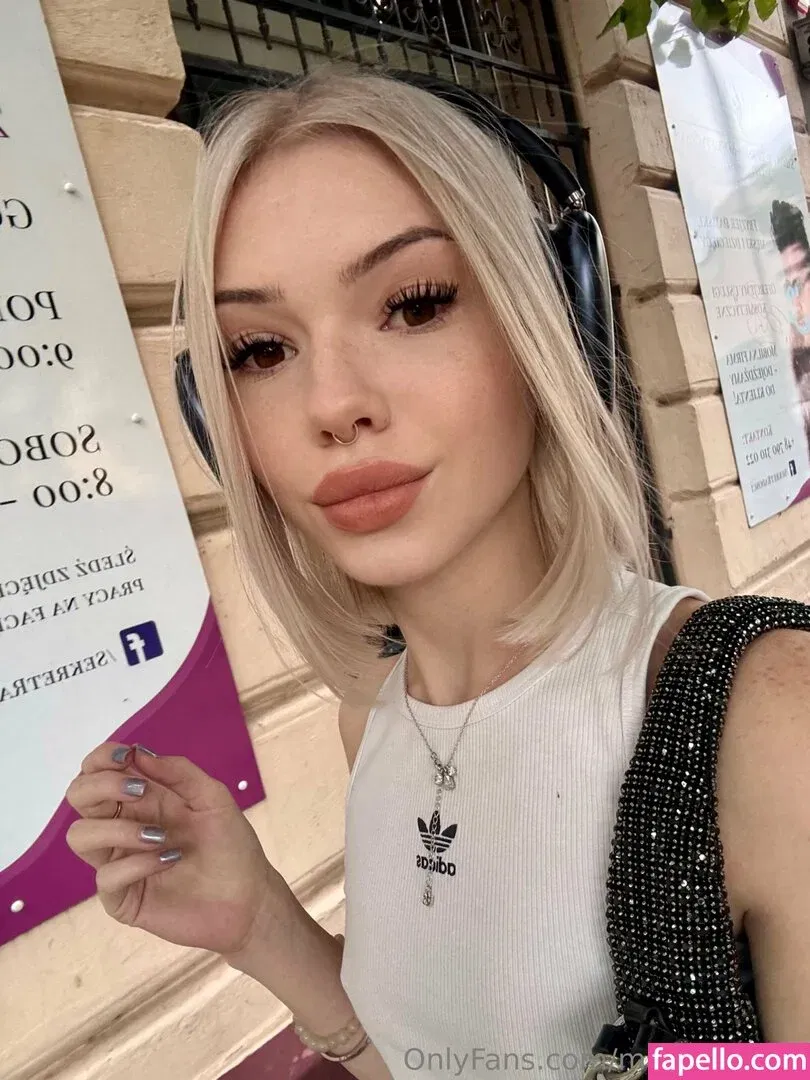 Mia_bluebird Onlyfans Photo Gallery 