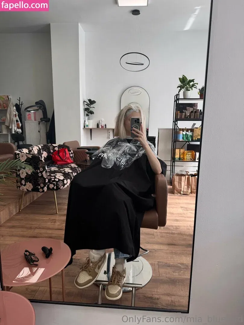 Mia_bluebird Onlyfans Photo Gallery 