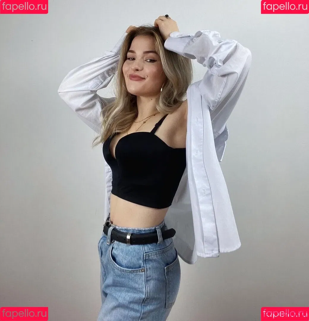 Lina Rode (LiDiRo) Onlyfans Photo Gallery 