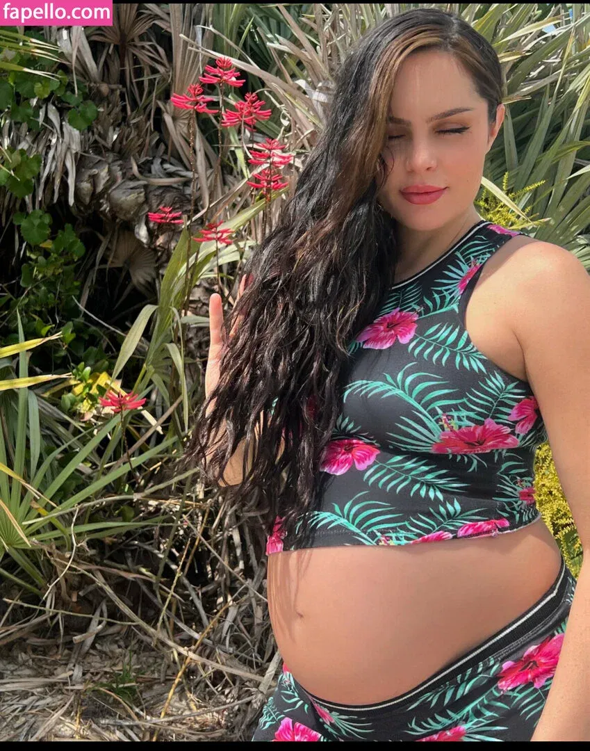 Abigailchuu Onlyfans Photo Gallery 