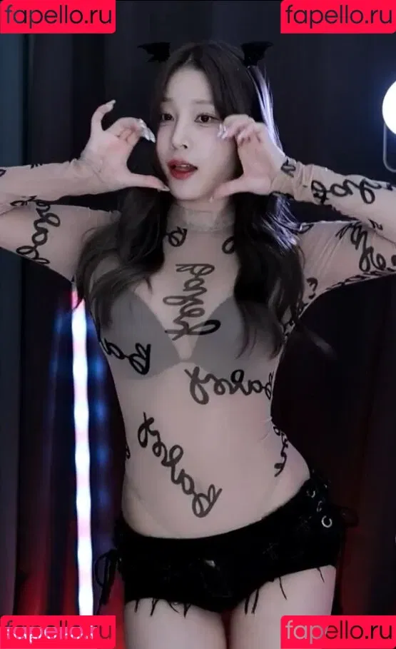 Haruzzxng 하루짱__ Onlyfans Photo Gallery 