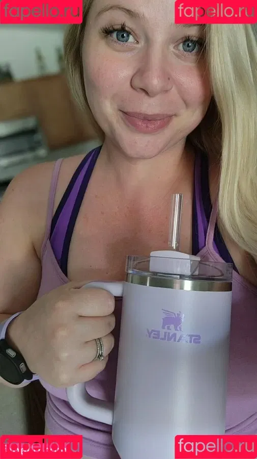 Blonde Babe Onlyfans Photo Gallery 