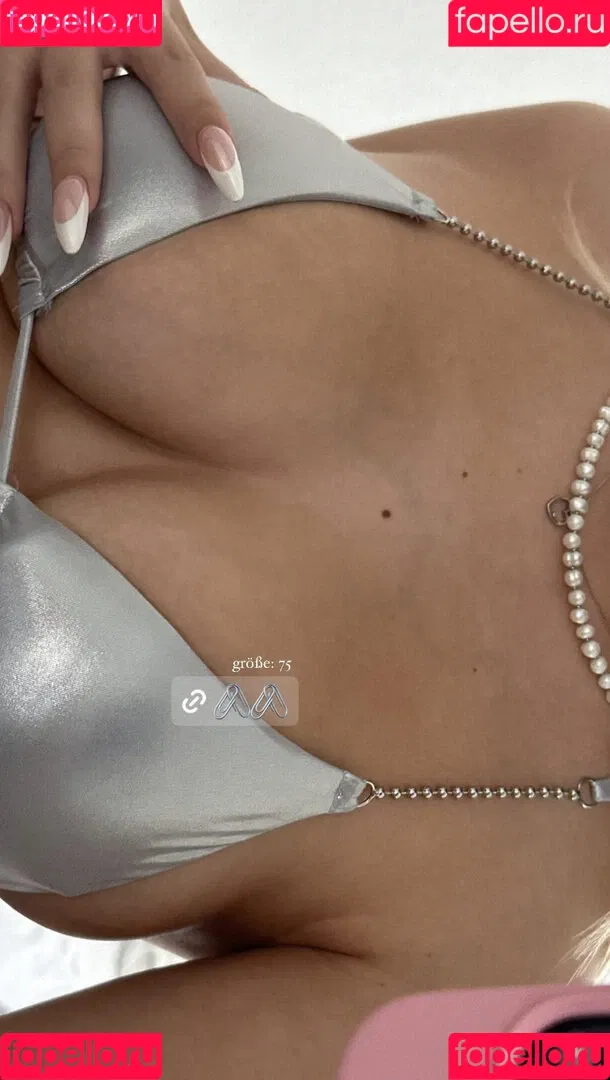 Mathilda.mkh Onlyfans Photo Gallery 