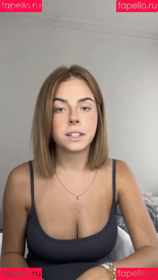 Mathilda.mkh Onlyfans Photo Gallery 