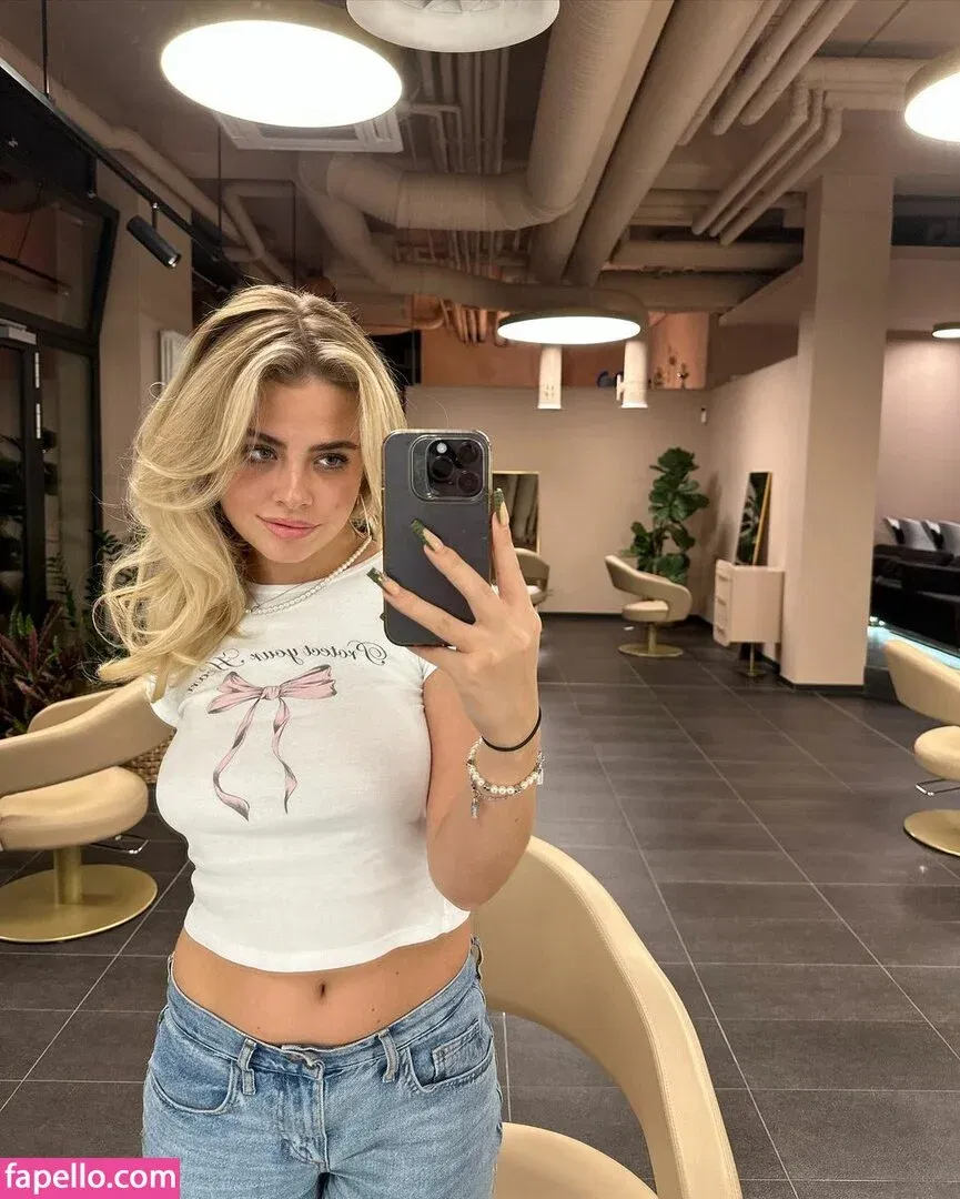 Mathilda.mkh Onlyfans Photo Gallery 