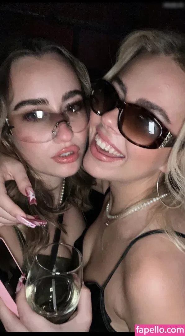 Mathilda.mkh Onlyfans Photo Gallery 